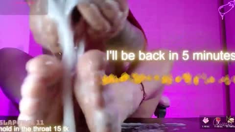 Snapshot of _hooly chatting on February 7, 1:15 pm CATALINA G online show from February 7, 1:15 pm