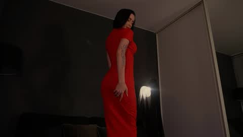 Mary online show from May 1, 4:22 pm