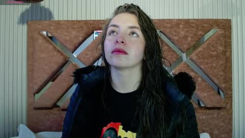 Isa online show from April 5, 11:29 am