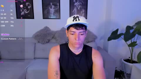 Snapshot of _jacobmiller__ chatting on February 18, 5:20 am J A C O B online show from February 18, 5:20 am