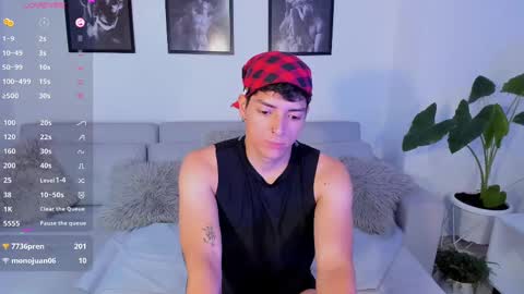 Snapshot of _jacobmiller__ chatting on February 26, 1:43 am J A C O B online show from February 26, 1:43 am