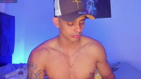 Snapshot of _jahtuzi_ chatting on October 22, 1:28 am JACKTUZZI instagram online show from October 22, 1:28 am