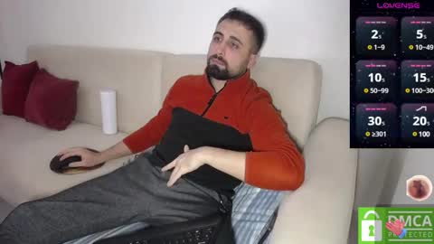 _jeem_ online show from December 2, 4:42 pm