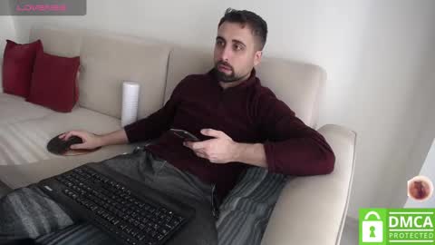 _jeem_ online show from January 2, 7:44 am