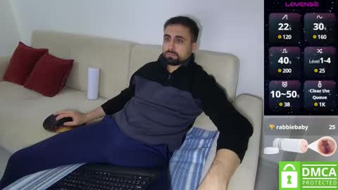 _jeem_ online show from February 3, 8:13 pm