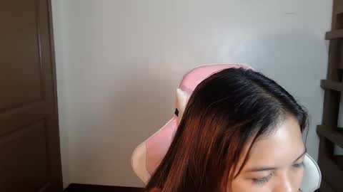 Snapshot of _jennn chatting on May 15, 5:20 pm Jen online show from May 15, 5:20 pm