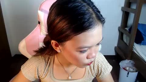 Snapshot of _jennn chatting on May 30, 4:48 pm Jen online show from May 30, 4:48 pm