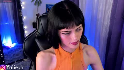  ...  online show from April 8, 9:37 pm