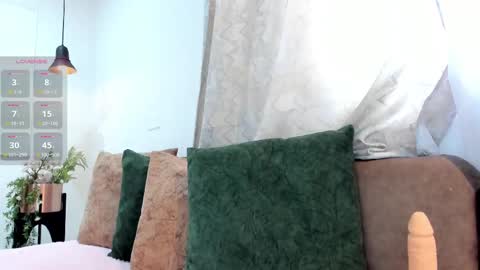    online show from September 9, 7:35 pm