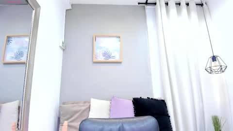 Snapshot of _jireh33_ chatting on June 7, 5:49 pm online show from June 7, 5:49 pm