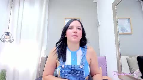 Snapshot of _jireh33_ chatting on July 2, 7:20 pm online show from July 2, 7:20 pm