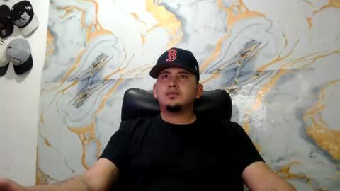 Snapshot of _jordanxxiii chatting on August 4, 2:37 am jordan online show from August 4, 2:37 am