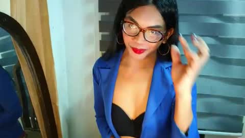 _karie_ online show from March 4, 8:53 am