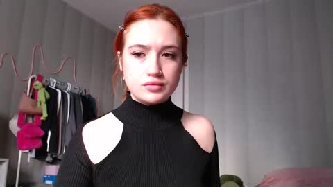 katemiller online show from January 31, 4:58 am