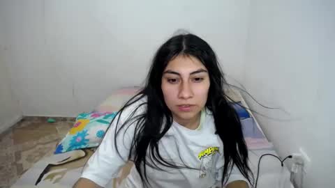 Snapshot of _katerin_love chatting on December 4, 12:52 am kateryn online show from December 4, 12:52 am