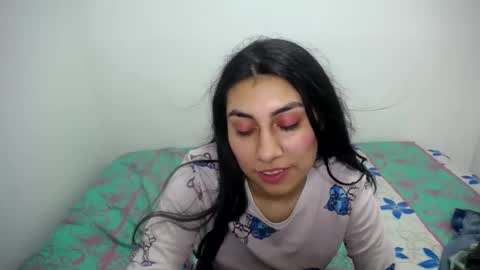 Snapshot of _katerin_love chatting on March 2, 9:43 pm kateryn online show from March 2, 9:43 pm