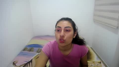 Snapshot of _katerin_love chatting on March 7, 10:21 pm kateryn online show from March 7, 10:21 pm