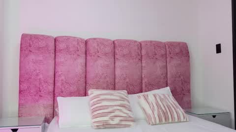 Kendall online show from January 16, 11:58 am