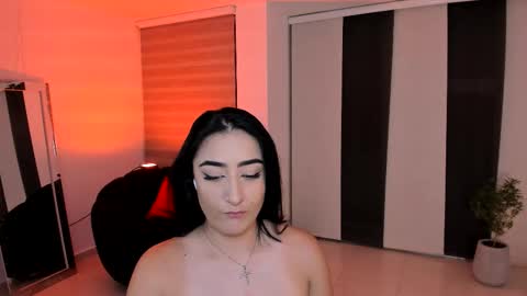 Snapshot of _kennya chatting on December 1, 3:11 am Kendra online show from December 1, 3:11 am