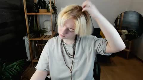 Li online show from January 16, 1:37 pm