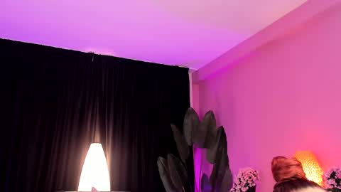 Kim online show from November 24, 4:07 pm