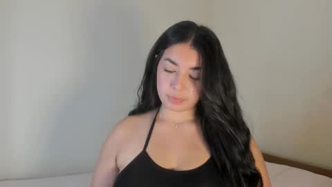 _kimtorres_ online show from February 27, 10:21 pm