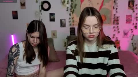 _kitekat_ online show from November 28, 11:02 am