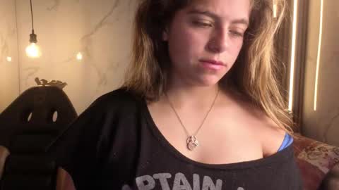 Snapshot of _kitten_1 chatting on January 15, 4:39 am _kitten_1 online show from January 15, 4:39 am