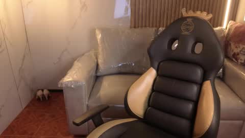 _kitten_1 online show from January 17, 3:22 am