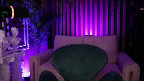 Snapshot of _kleo_ chatting on October 6, 8:28 pm online show from October 6, 8:28 pm