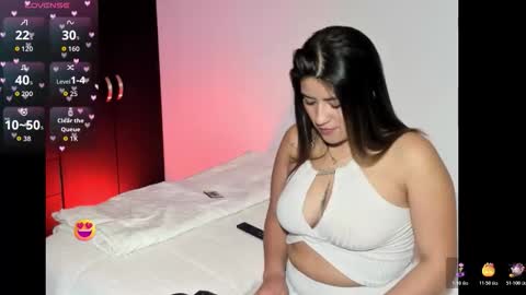 Snapshot of _kloee_ chatting on October 17, 1:57 pm kloee online show from October 17, 1:57 pm