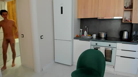 Snapshot of _kurt chatting on September 20, 4:35 am Kurt online show from September 20, 4:35 am