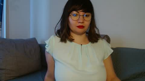 Snapshot of _lalilu_ chatting on December 18, 11:13 am _lalilu_ online show from December 18, 11:13 am