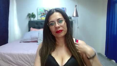 paulina  online show from January 8, 7:34 pm