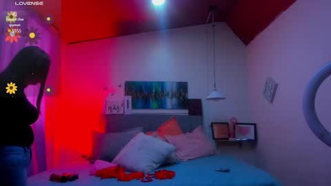 paulina  online show from October 25, 6:57 pm