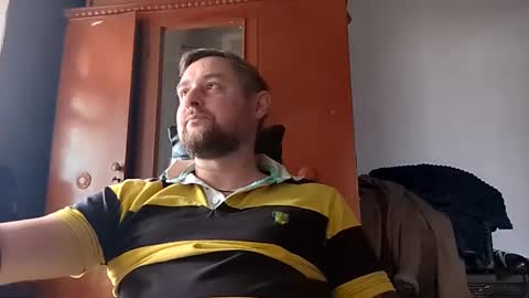 Snapshot of _lastjedi_ chatting on February 5, 11:04 am OBI-WAN online show from February 5, 11:04 am