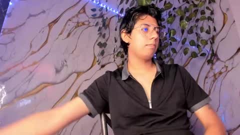 Snapshot of _latinsexy chatting on May 30, 2:47 pm _latinsexy online show from May 30, 2:47 pm