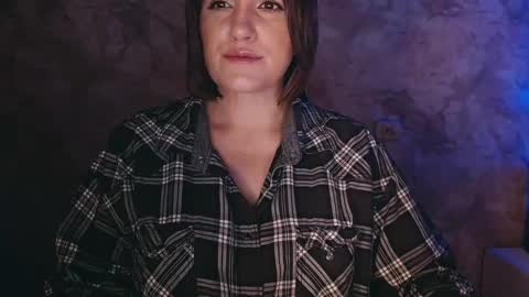 Letty online show from December 27, 9:00 pm