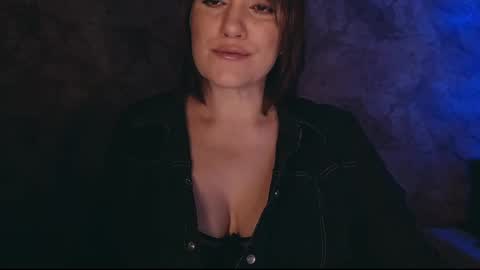 Letty online show from February 14, 8:15 pm