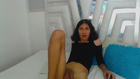 Snapshot of _lexx1e chatting on December 17, 4:53 pm _lexx1e online show from December 17, 4:53 pm