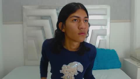 Snapshot of _lexx1e chatting on December 18, 1:34 pm _lexx1e online show from December 18, 1:34 pm