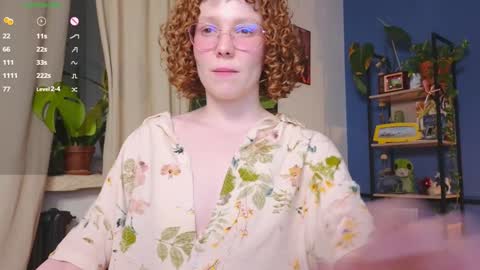 Snapshot of _lightmyfire chatting on January 7, 5:09 pm Salome Lovense always on from 5 tk My content and your custom requests online show from January 7, 5:09 pm