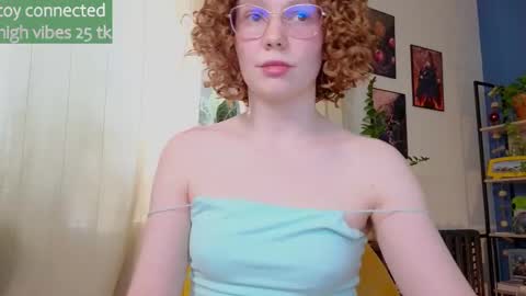 Snapshot of _lightmyfire chatting on March 10, 6:27 am Salome Lovense always on from 5 tk My content and your custom requests online show from March 10, 6:27 am