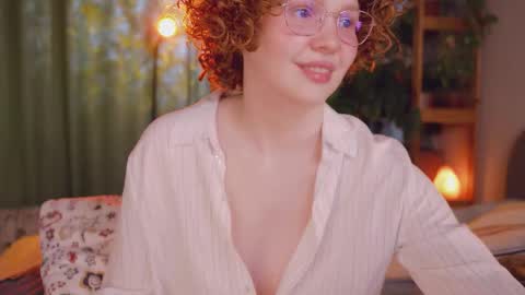 Snapshot of _lightmyfire chatting on February 20, 6:59 am Salome Lovense always on from 5 tk My content and your custom requests online show from February 20, 6:59 am