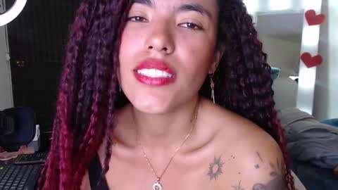 Lili  online show from February 28, 9:55 pm