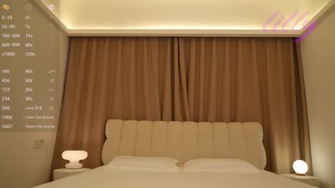 _lillilly_ online show from January 13, 5:24 am