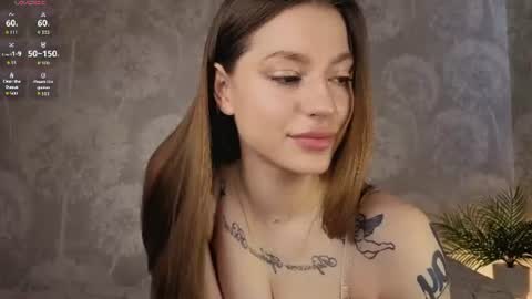 Snapshot of _lisaalisa_ chatting on June 22, 10:12 am Alice online show from June 22, 10:12 am