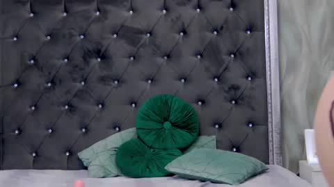 Snapshot of _lissa_ann_ chatting on February 27, 8:53 pm Lisa online show from February 27, 8:53 pm