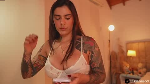 Lissana online show from April 3, 7:56 pm