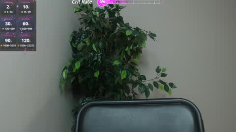 Snapshot of _little_misss chatting on December 7, 4:58 pm Mila online show from December 7, 4:58 pm